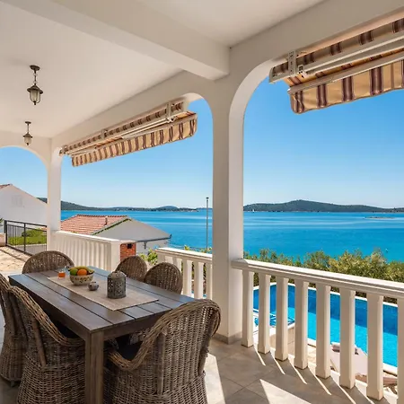 Gajeta Villa Sevid