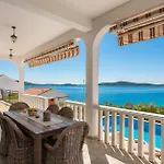 Gajeta Villa Sevid